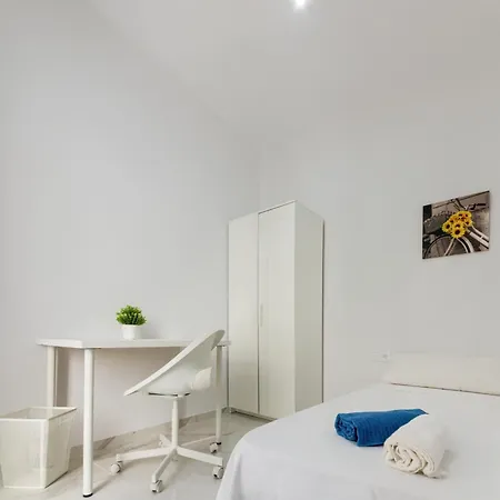 Solano - Playa La Caleta Апартаменты *